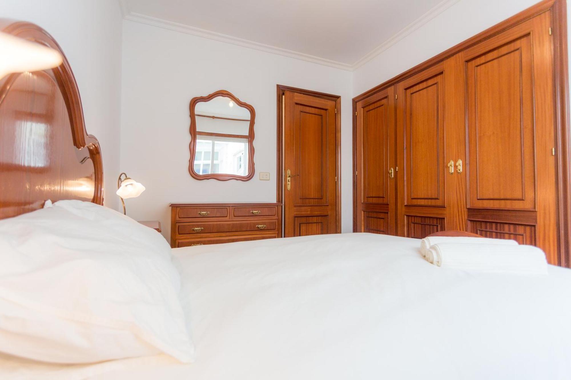Disfruta De Melide En Este Amplio Apartamento מראה חיצוני תמונה